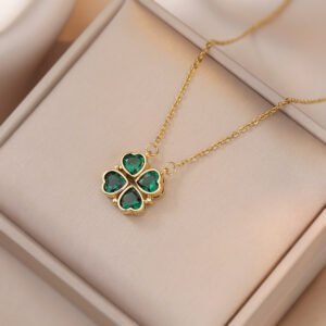 Zircon Clavicle Necklace