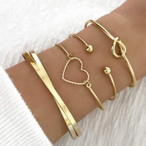 Crystal Heart Bangle